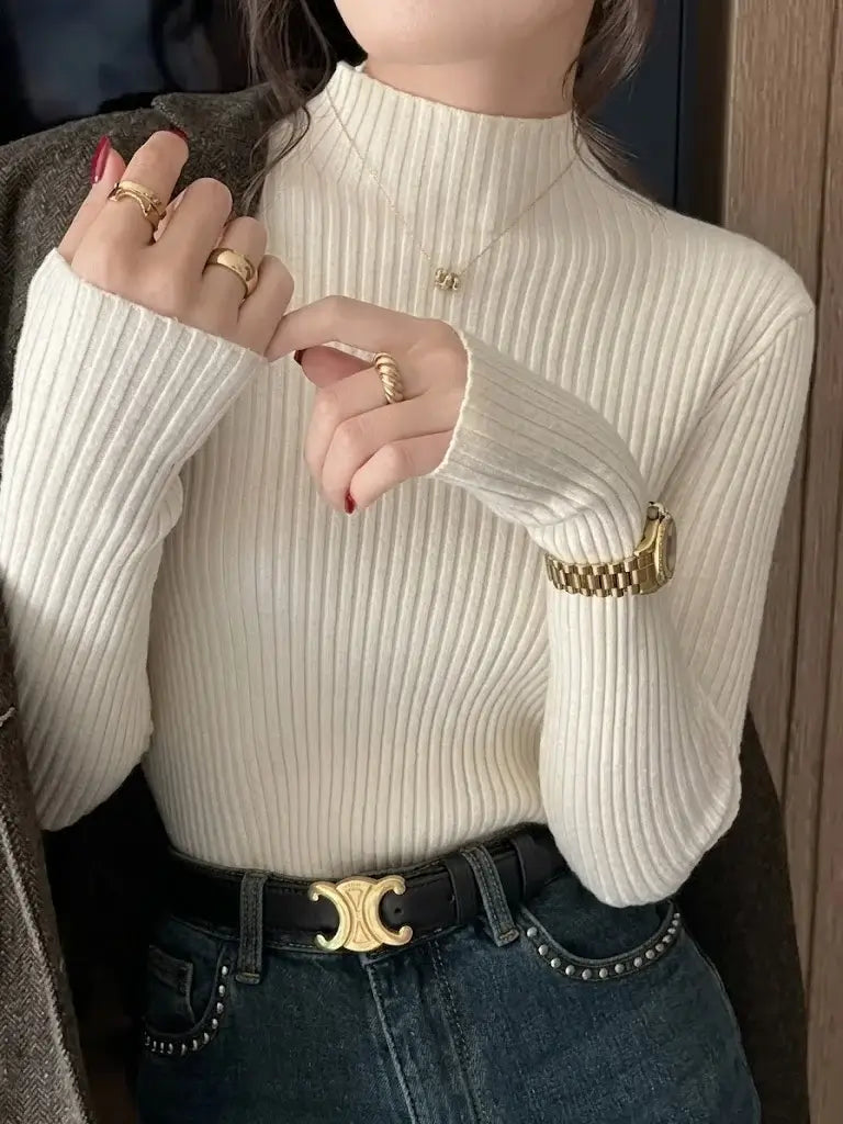 VelvetHug Turtleneck Sweater – Warm Velvet Lining