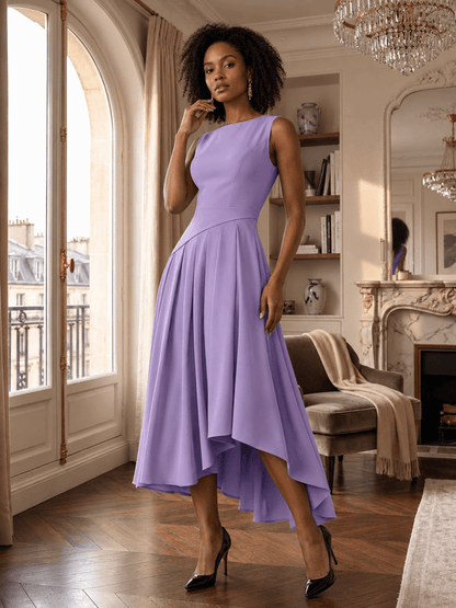 Elegant Sleeveless Asymmetric Pleated Dress with Round Neck
